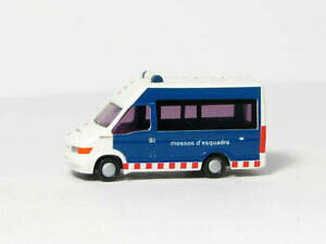 yzzr[ E͌^ԁEoCN [VOJ[ [cFCFRb\rietze iveco daily mossos rfa 16970