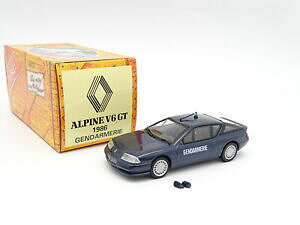 yzzr[ E͌^ԁEoCN [VOJ[ mtnVFbgApCm[W_[norev hachette 143 alpine renault v6 gt gendarmerie