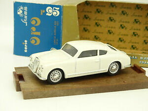 yzzr[ E͌^ԁEoCN [VOJ[ u`AAEAzCgbrumm 143 lancia aurelia b20 1951 white