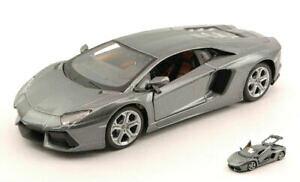yzzr[ E͌^ԁEoCN [VOJ[ {M[jAF^h[Vo[f}CXglamborghini aventador lp7004 2011 silver 124 model 31210s maisto