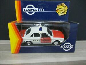 yzzr[ E͌^ԁEoCN [VOJ[ K}gama 143 bmw 528iambulance car