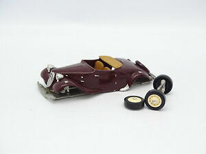 yzzr[ E͌^ԁEoCN [VOJ[ LbgeVgGgVJuIb\kit monte 143 citroen traction cabrio rosso