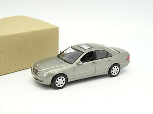 【送料無料】ホビー ・模型車・バイク レーシングカー マイストメルセデスクラスグレーmaisto sb 143 mercedes s class 1998 grey