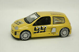 yzzr[ E͌^ԁEoCN [VOJ[ m[NIgtB[uh 143 renault clio v6 trophy n99