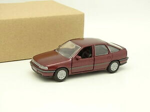 yzzr[ E͌^ԁEoCN [VOJ[ K}IyxNgzgama sb 143 opel vectra 5p rojo