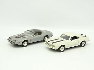 �y���������z�z�r�[ �E�͌^�ԁE�o�C�N ���[�V���O�J�[ ���g�~�����e�h�V�{���[�J�}���|���e�B�A�b�Nyatming sb 143 lote de 2 chevrolet camaro pontiac firebird