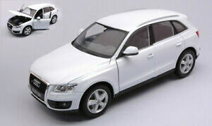 yzzr[ E͌^ԁEoCN [VOJ[ AEfBfaudi q 5 2008 white 124 model 22518w welly