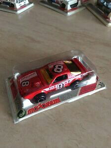 yzzr[ E͌^ԁEoCN [VOJ[ A}Wbg|eBAbNt@CAo[h{bNXRNeBurare majorette num248 pontiac firebird in box collectible