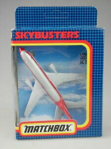 yzzr[ E͌^ԁEoCN [VOJ[ AGLVR}b`{bNXXJCoX^[Ysb13 dc10 aeromexiko 28641 matchbox sky busters