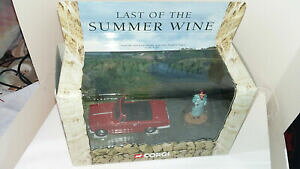 yzzr[ E͌^ԁEoCN [VOJ[ R[M[gCAtwhRuyOftBMACcorgi 143 triumph herald conv amp; edie pegden figure load of the summerwine