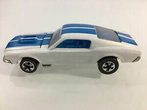 �y���������z�z�r�[ �E�͌^�ԁE�o�C�N ���[�V���O�J�[ �z�b�g�z�C�[���t�H�[�h�J�X�^���}�X�^���Ohot wheels �e65 ford custom mustang