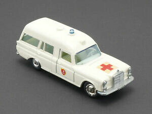 yzzr[ E͌^ԁEoCN [VOJ[ }b`{bNXLOeCZfXxcrcXj[matchbox k6 king taille mercedes benz binz ambulance lesney 16090264