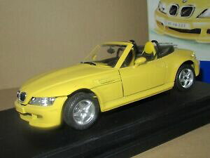 yzzr[ E͌^ԁEoCN [VOJ[ uS^LbgC^A[hX^[CG[{bNX360o burago metal kit 5549 italy bmw z3 m roadster 1996 yellow 124 box