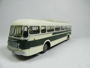 yzzr[ E͌^ԁEoCN [VOJ[ [Y[bpGNXvX[m[oXOXrails europe express ree renault bus r4190 grass cb124 187