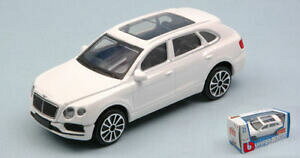 yzzr[ E͌^ԁEoCN [VOJ[ xg[xeCKfbentley bentayga 2016 white 143 model 30384w bburago