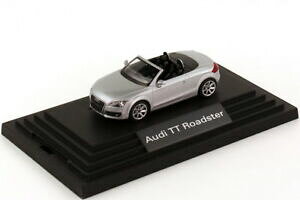 yzzr[ E͌^ԁEoCN [VOJ[ AEfB[hX^[CgVo[AEfBv[Vf187 audi tt roadster 2006 light silver audi promotional model