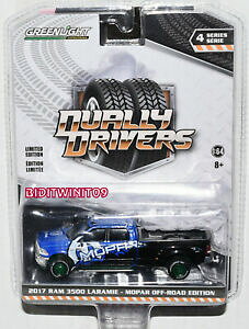 yzzr[ E͌^ԁEoCN [VOJ[ O[CgfvZhCo[~[p[[hFf}bLigreenlight duplice drivers 2017 ram 3500 laramie mopar road verde macchina