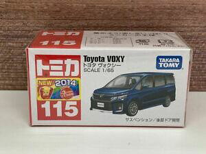 yzzr[ E͌^ԁEoCN [VOJ[ g~Jg^HLVILVJ[V[~J[yes tomica 115 toyota voxy voxycar seal micar
