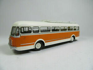 yzzr[ E͌^ԁEoCN [VOJ[ [bp[m[oXIWzCgeurope rail express ree renault bus r4190 orangewhite cb122 187