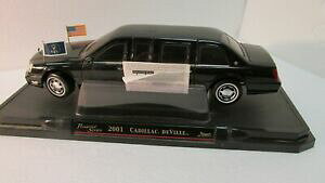 �y���������z�z�r�[ �E�͌^�ԁE�o�C�N ���[�V���O�J�[ ���[�h�V�O�l�`���[�v���W�f���V�����Z���G�L���f���b�N�f���B���G�X�J���f���^��road signature presidential serie 2001 cadillac deville 124 escala 