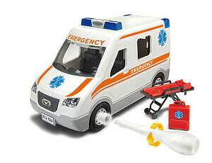 【送料無料】ホビー ・模型車・バイク レーシングカー ジュニアキットプラモデルキットjunior kit ambulance 120 plastic model kit revell
