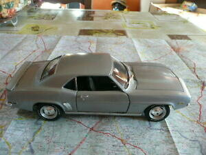 yzzr[ E͌^ԁEoCN [VOJ[ V{[J}Gg1969 chevrolet camaro ertl 118