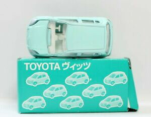 yzzr[ E͌^ԁEoCN [VOJ[ g~Jg^BbcbeMmCnCgtomica toyota vitz limettengrun neuheit 2400010042478