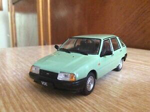 yzzr[ E͌^ԁEoCN [VOJ[ XNBb`I[r^\VfASXeB[jmoskvich izh2126 orbita auto legends of ussr 143 deagostini