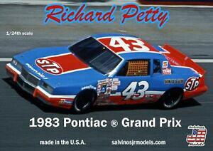 yzzr[ E͌^ԁEoCN [VOJ[ TrmXf`[hyeB|eBAbNkG{salvinos jr models 559930125 richard petty, 1983er pontiac nuevo