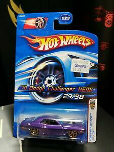 yzzr[ E͌^ԁEoCN [VOJ[ zbgzC[_bW`W[w~2006 hot wheels faster than ever 70 dodge challenger hemi first editions a47