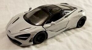 yzzr[ E͌^ԁEoCN [VOJ[ LX}[gXP[f}N[zCgkinsmart 136 scale model mclaren 720s white bbkt5403dw