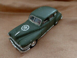 yzzr[ E͌^ԁEoCN [VOJ[ NCX[EBU[~^[RNVsolido 143 chrysler v66 windsor 1946 n70 military collection