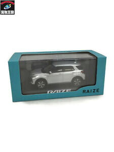 yzzr[ E͌^ԁEoCN [VOJ[ g^CYuev^^REThtoyota raize brillante plata metalico usado