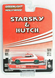 yzzr[ E͌^ԁEoCN [VOJ[ O[CgX^[XL[nb`tH[hOhgm`FCX~jJ[greenlight hw starsky amp; hutch ford grand torino chase 164 diecast car 447