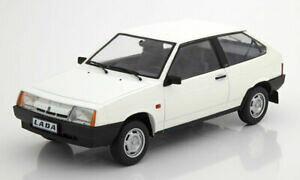 yzzr[ E͌^ԁEoCN [VOJ[ _T}zCgXP[flada samara 1984 white 118 scale model kk
