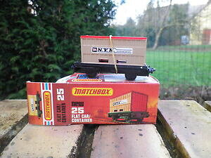 �y���������z�z�r�[ �E�͌^�ԁE�o�C�N ���[�V���O�J�[ matchbox england 25 wagon with door container nyk in original box
