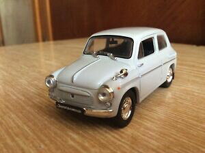 yzzr[ E͌^ԁEoCN [VOJ[ \T[hfASXeB[jzaz 965965a auto legends of ussr 143 deagostini