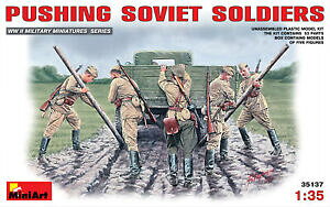 yzzr[ E͌^ԁEoCN [VOJ[ \rGg~jA[gLbgfpushing soviet soldiers 135 miniart kit min35137 model making