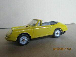 yzzr[ E͌^ԁEoCN [VOJ[ Lbgx[X~jAbNXvX`bN|VFXpC_[}X^[h586n kit artisanal base minialuxe plastic porsche 911s spider mustard 143
