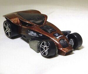 yzzr[ E͌^ԁEoCN [VOJ[ zbgzC[}ehot wheels brutalistic 2004 mattel china