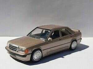 �y���������z�z�r�[ �E�͌^�ԁE�o�C�N ���[�V���O�J�[ �m���t�W�F�b�g�J�[�����Z�f�X�u���E���C���{�b�N�Xnorev jet car mercedes 190 e 23 16 brown metal ech143 in box