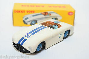 yzzr[ E͌^ԁEoCN [VOJ[ fBL[gCYJjK[h[T[}bgyCg~g{bNXhAp dinky toys 133 cunningham c5r road racer matt paint vn mint boxed ra