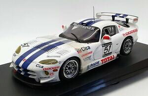 yzzr[ E͌^ԁEoCN [VOJ[ I[gA[gXP[fJ[_bWoCp[autoart 118 scale model car 89721 dodge viper gtsrsebring 1997 51