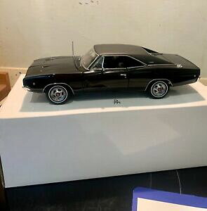 yzzr[ E͌^ԁEoCN [VOJ[ _bW`[W[ubg_x[~gdodge charger bullit danbury mint