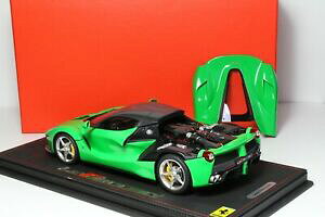 yzzr[ E͌^ԁEoCN [VOJ[ tF[tF[O[WFCPCI[vgNt[hbbr ferrari laferrari green jay kay with open trunk hood 118 ovp 0424