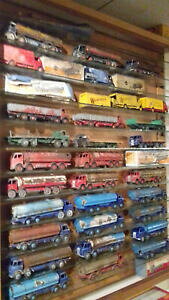 yzzr[ E͌^ԁEoCN [VOJ[ fBL[gCYtH[fKCRNVfBL[A[gdinky toys foden and guy collection all bought as dinky art over 20 years