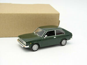 yzzr[ E͌^ԁEoCN [VOJ[ C\XuV[gtBAbgO[ixo sb 143 seat fiat 128 green