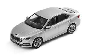 yzzr[ E͌^ԁEoCN [VOJ[ XR_IN^BAVo[rAg* skoda octavia a8 iv 2020 143 silver billiant