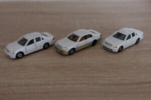 yzzr[ E͌^ԁEoCN [VOJ[ g~Jg^NEZNZAEgIuvgZbgtomica toyota crown celsior outofprint set of