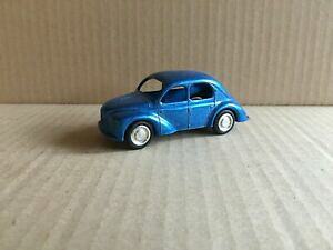 yzzr[ E͌^ԁEoCN [VOJ[ ACIgCYCIm[Z_rare lion toys lion car renault 4cv sedan 1956